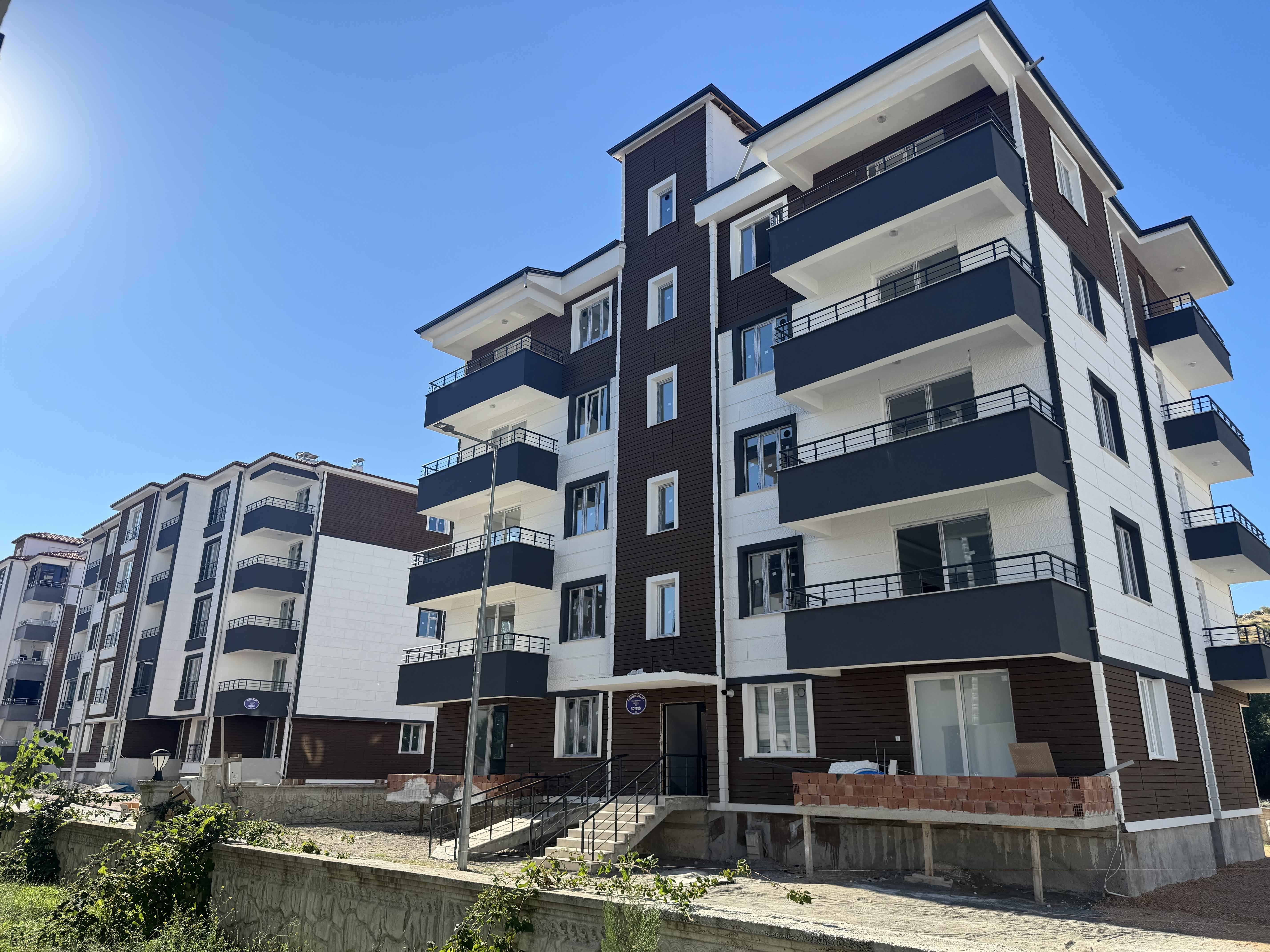 Hüseyin Ün İnşaatı 10 Daire